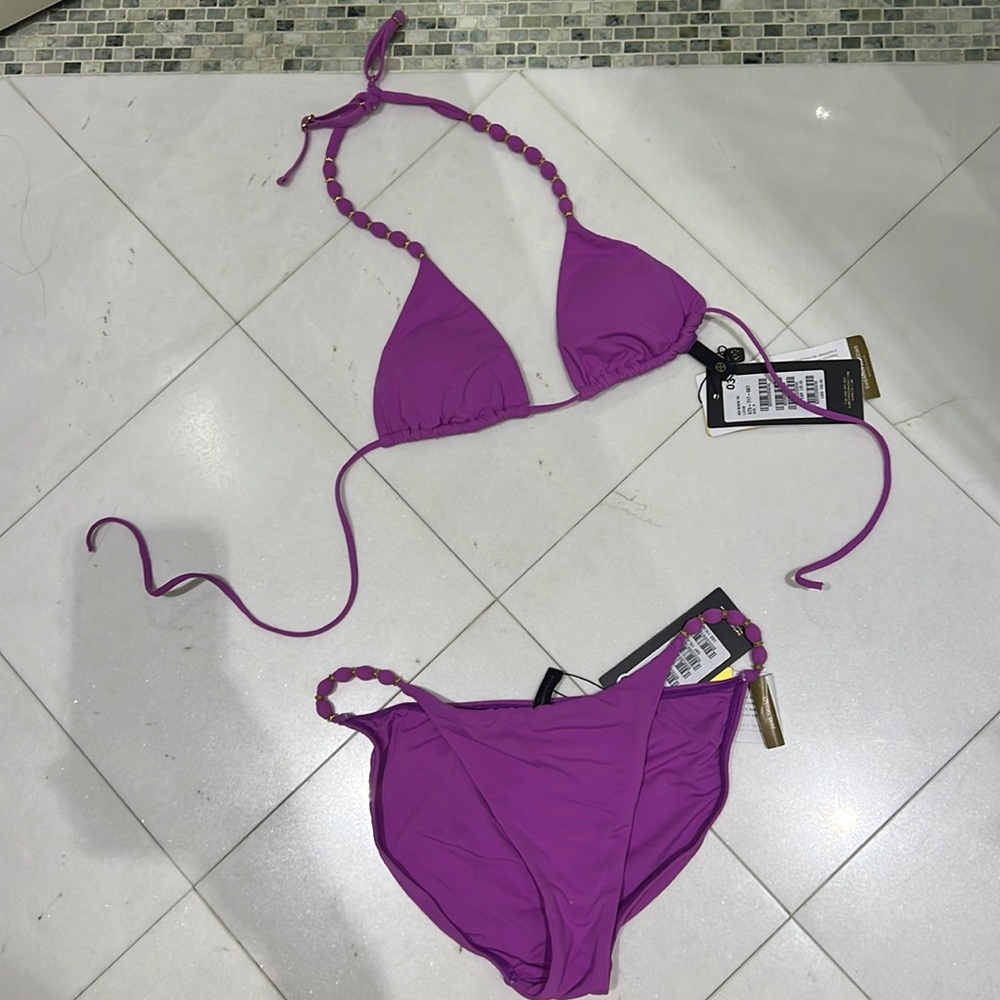 Vix beads tri triangle top Lotus size small and matching full bottom size Large